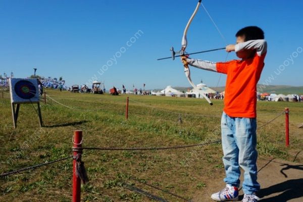 老人公園遛狗腿部中箭，路邊練習(xí)射箭太危險(xiǎn)(3)