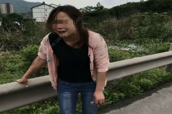 離婚路上丈夫欲同歸于盡！妻子高速跳車逃生！(3)