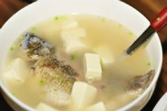 鯽魚豆腐湯如何做？鯽魚豆腐湯的做法是什么？[圖]