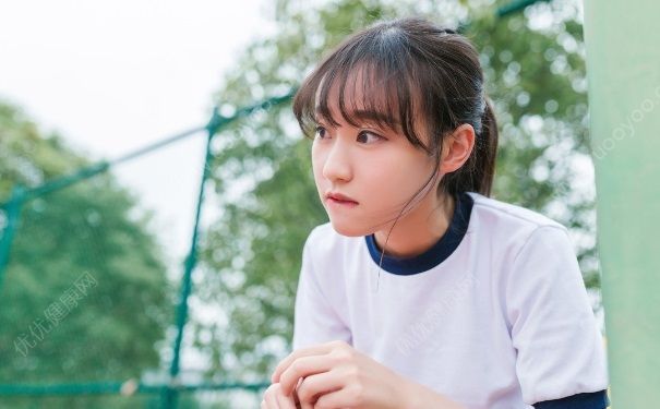 13歲少女能用爽膚水嗎？13歲女生可以用爽膚水嗎？(1)