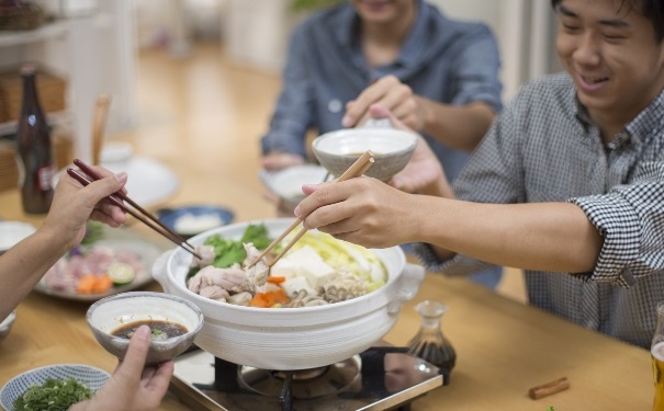 高血脂的飲食禁忌？高血脂飲食應(yīng)注意什么？(1)