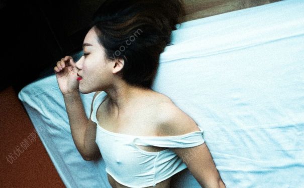 15歲女生胸很平還會(huì)發(fā)育嗎？15歲女生胸很平怎么辦？(2)