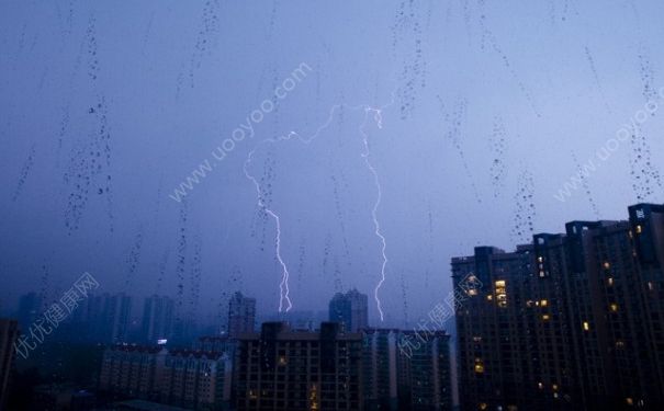 雷雨天氣能玩手機嗎？雷雨天氣能玩電腦嗎？(2)