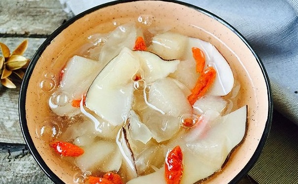 排毒養(yǎng)顏吃什么食物最好？吃什么可以排毒潤膚？(1)