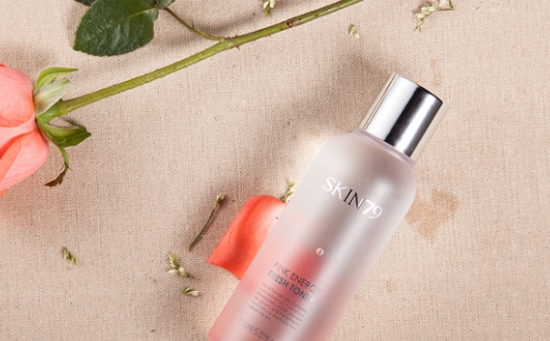 skin79粉紅能量柔膚水多少錢？skin79粉紅能量柔膚水價格(1)