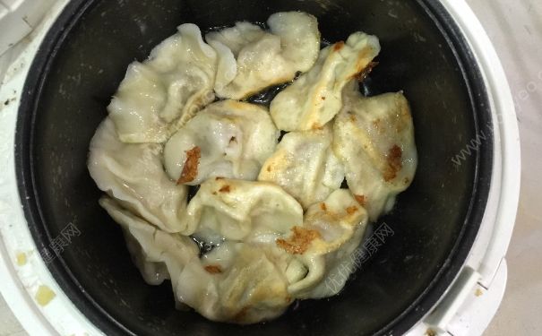 如何用電飯鍋?zhàn)黾屣湥侩婏堝佔(zhàn)黾屣湹姆椒?3)