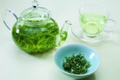 綠茶的功效與作用有哪些？綠茶有哪些禁忌癥？[圖]