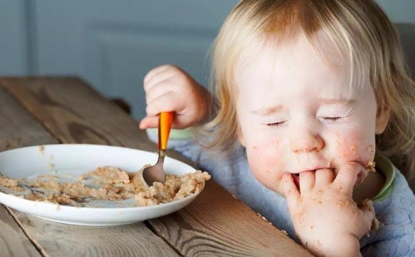 嬰幼兒飲食的禁忌有哪些？嬰幼兒飲食要注意些什么？(1)