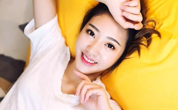 17歲女生舌吻會懷孕嗎？17歲經(jīng)常接吻親嘴會不會懷孕？(3)