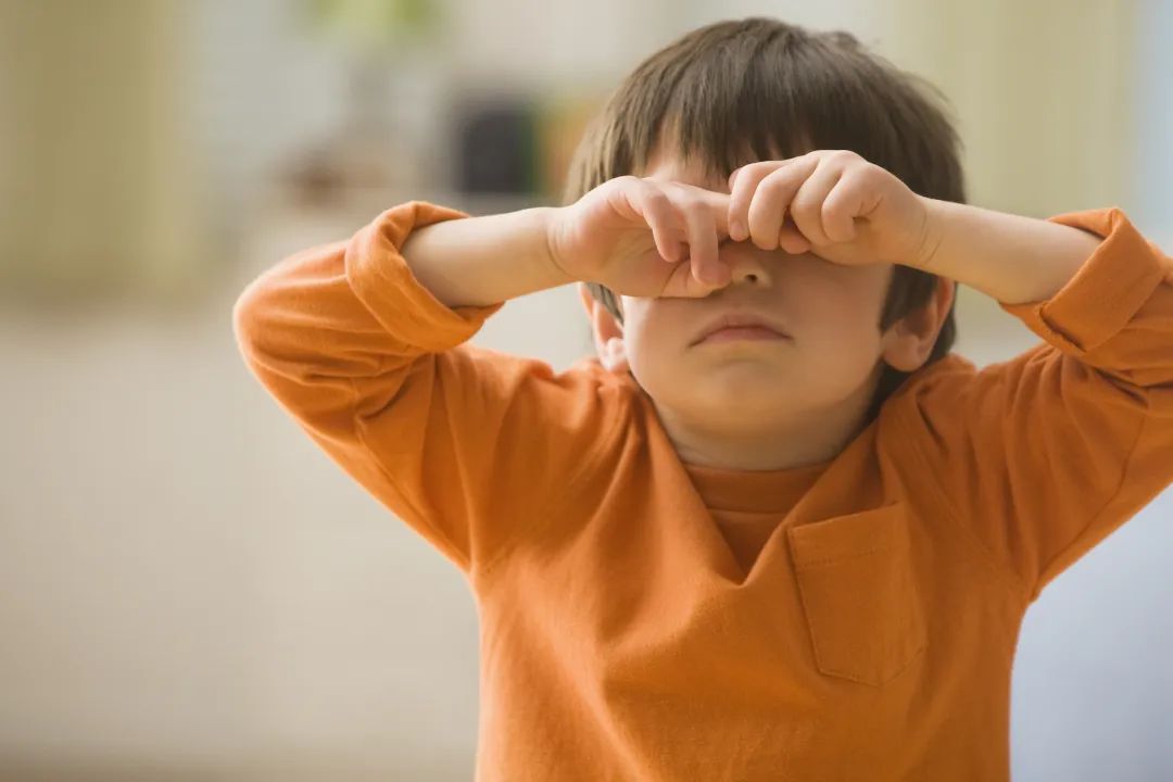 合肥愛爾專家科普：孩子總是眨眼，不一定是近視，可能是干眼癥…